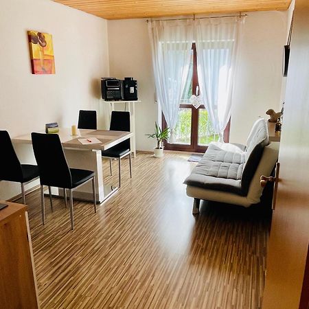Kleine Ein Zimmer Wohnung Mit Gartenanlage Salem  Ngoại thất bức ảnh