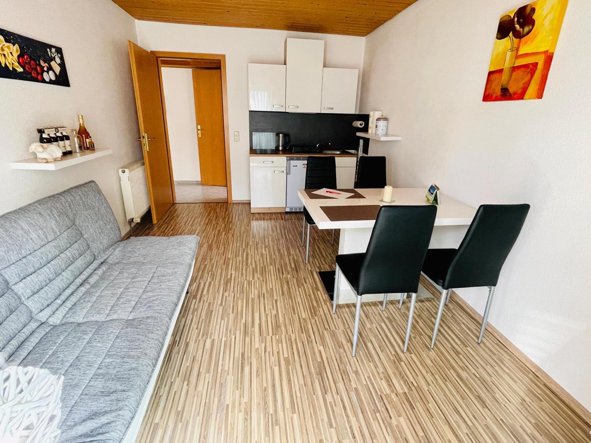 Kleine Ein Zimmer Wohnung Mit Gartenanlage Salem  Ngoại thất bức ảnh